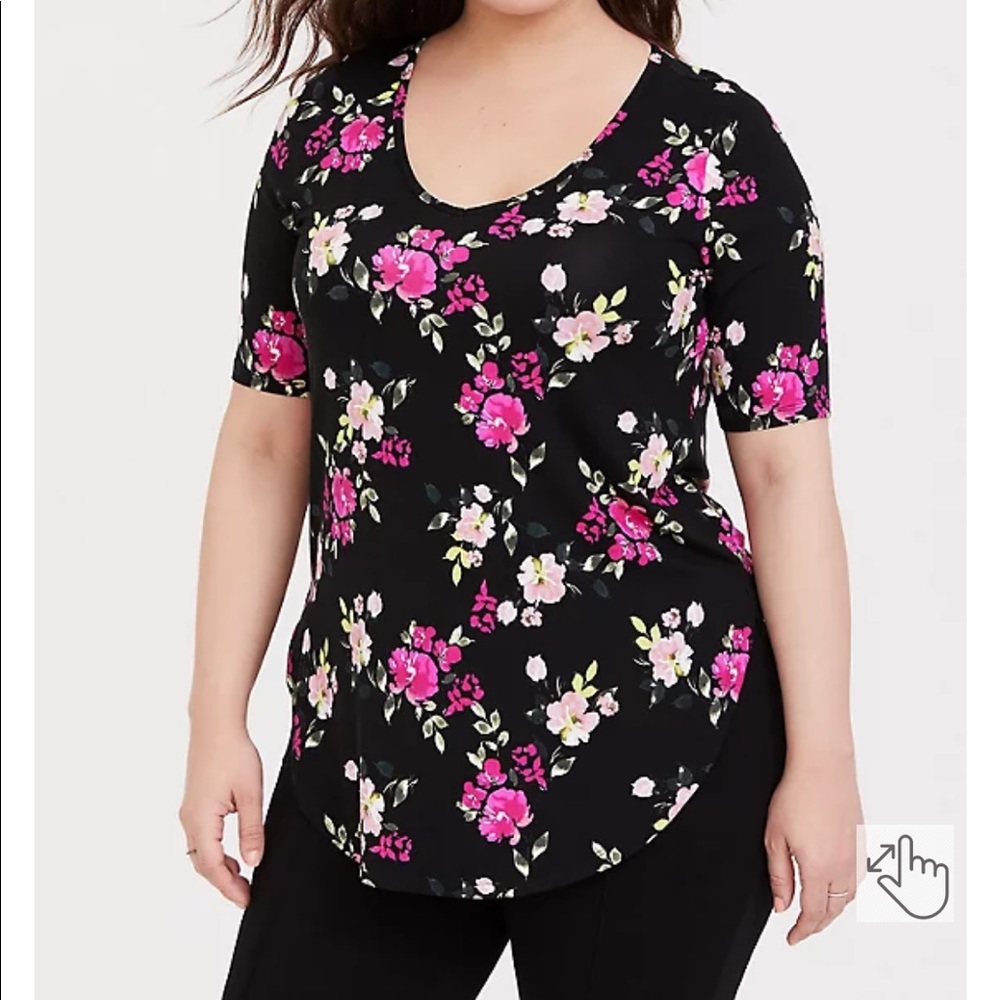 Torrid size 3 favorite tunic t shirt